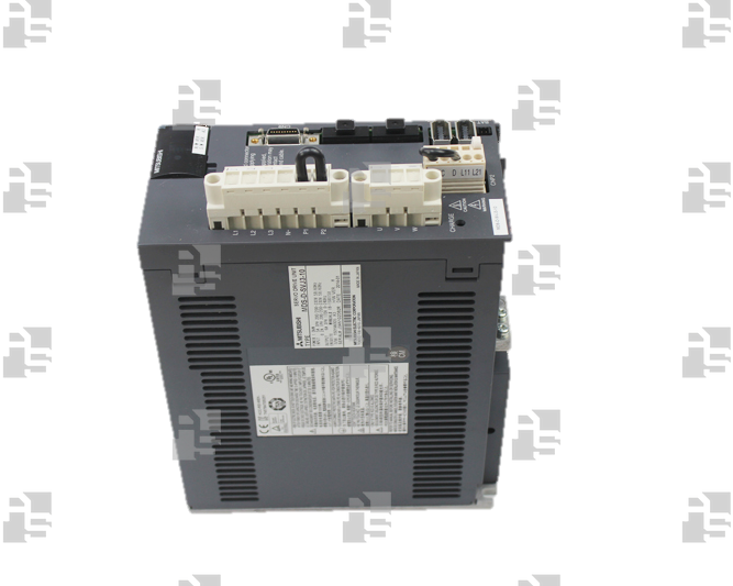 MDS-D-SVJ3-10 SERVO DRIVE UNIT 1.0kW-1-1 - le_tipo Standard ExchangeSupply